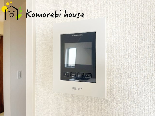 白岡市白岡　8期　新築一戸建て　リーブルガーデン　02の防犯設備|モニター付インターホンです