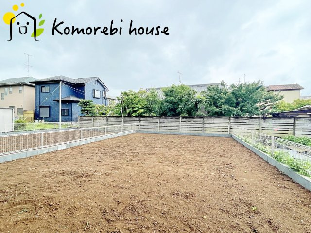 白岡市白岡　8期　新築一戸建て　リーブルガーデン　02の庭|お庭で自由な時間を過ごせます