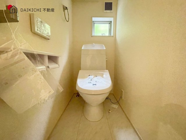 【トイレ】 | 白岡市白岡8期　Livele Garden.S　新築戸建　全2棟　1号棟