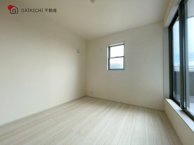 【洋室】 | 白岡市白岡8期　Livele Garden.S　新築戸建　全2棟　1号棟