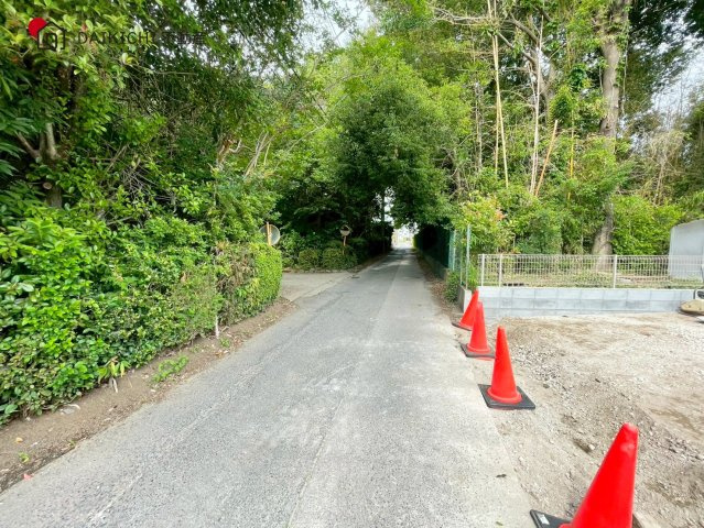 【前面道路含む現地写真】 | 白岡市白岡8期　Livele Garden.S　新築戸建　全2棟　1号棟