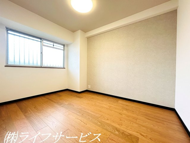 【洋室】 | ユニライフ北大阪２号棟 | 玄関側洋室（２）