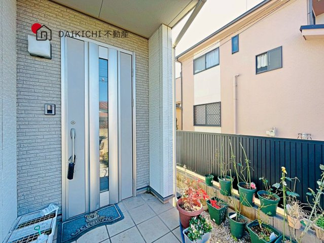 【玄関】 | 行田市藤原町2丁目　中古戸建