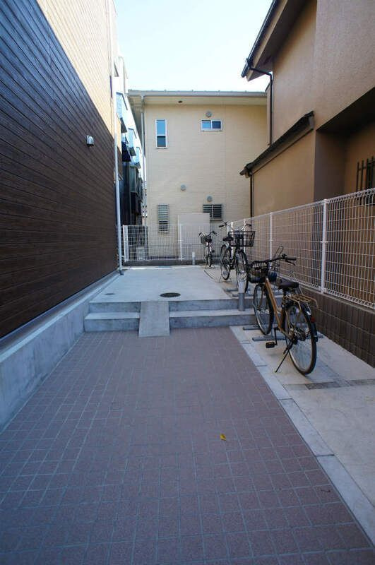 リブリ・OGW蕨 Ⅱ のエントランス