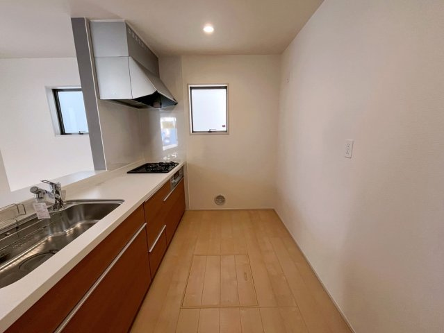 リーブルガーデンうるま市与那城屋慶名　2号棟のキッチン