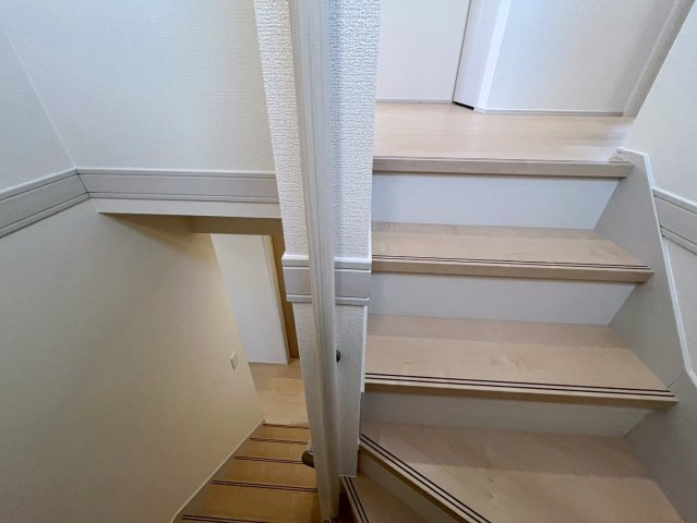 リーブルガーデンうるま市与那城屋慶名　2号棟の内装