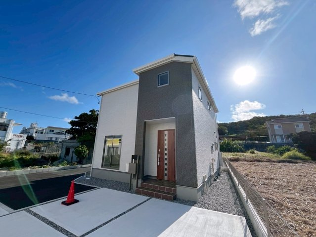 リーブルガーデンうるま市与那城屋慶名　2号棟の外観