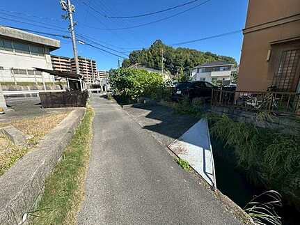 安佐南区八木５丁目の周辺