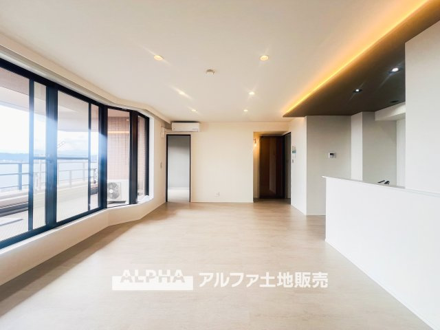 レクセルプラザ昭島の居間・リビング