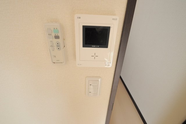 レオパレス若松のその他|TVモニター付きインターホン
