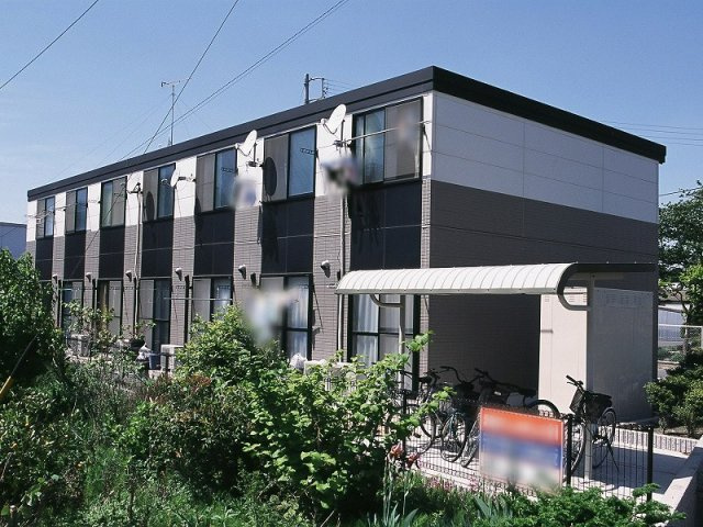 レオパレス若松の外観