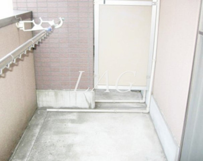 【バルコニー】 | ラ・ヴィ・エゼ | バルコニーです。