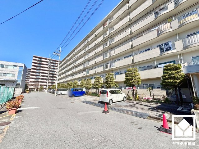 吉祥院ガーデンハイツ（Ｂ棟）の外観