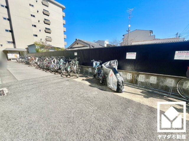 吉祥院ガーデンハイツ（Ｂ棟）の外観