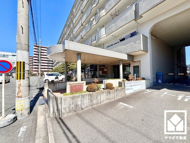 吉祥院ガーデンハイツ（Ｂ棟）の外観