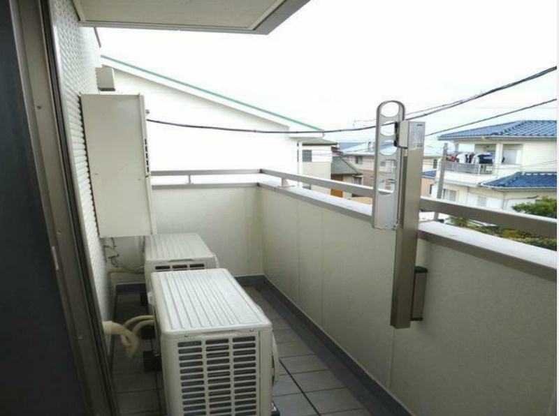 横浜市戸塚区汲沢８丁目の賃貸マンションのバルコニー