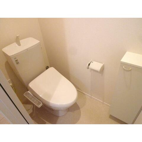 横浜市戸塚区汲沢８丁目の賃貸マンションのトイレ|清潔感のあるトイレです