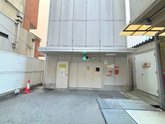 パークモダン新大阪の駐車場