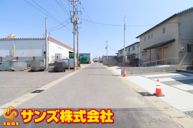 郡山市安積４丁目　　　２号棟　　　安積第３小学校、安積第２中学区の外観|北側前面道路