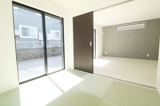 郡山市安積４丁目　　　２号棟　　　安積第３小学校、安積第２中学区の和室