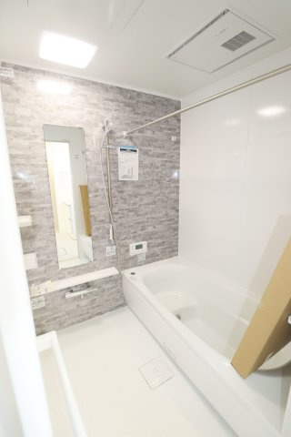 郡山市安積４丁目　　　２号棟　　　安積第３小学校、安積第２中学区の洗面所