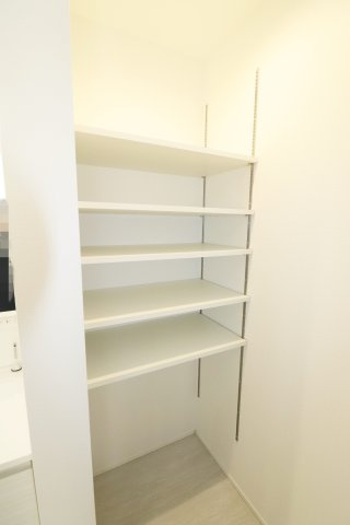 郡山市安積４丁目　　　２号棟　　　安積第３小学校、安積第２中学区の洗面所