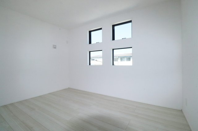 郡山市安積４丁目　　　２号棟　　　安積第３小学校、安積第２中学区の収納