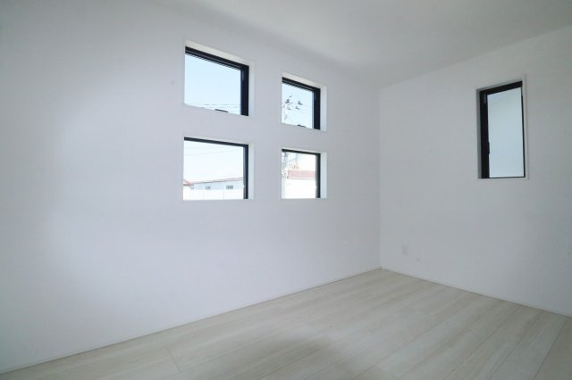 郡山市安積４丁目　　　２号棟　　　安積第３小学校、安積第２中学区の収納