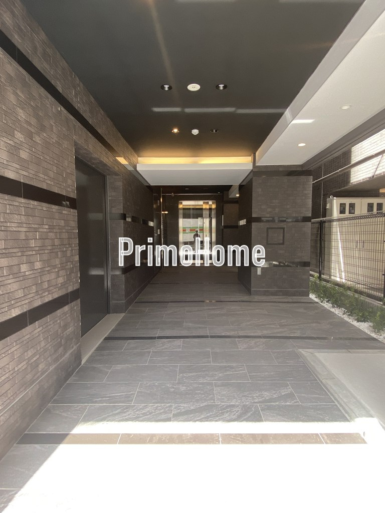 ベスティエ秋葉原のエントランス