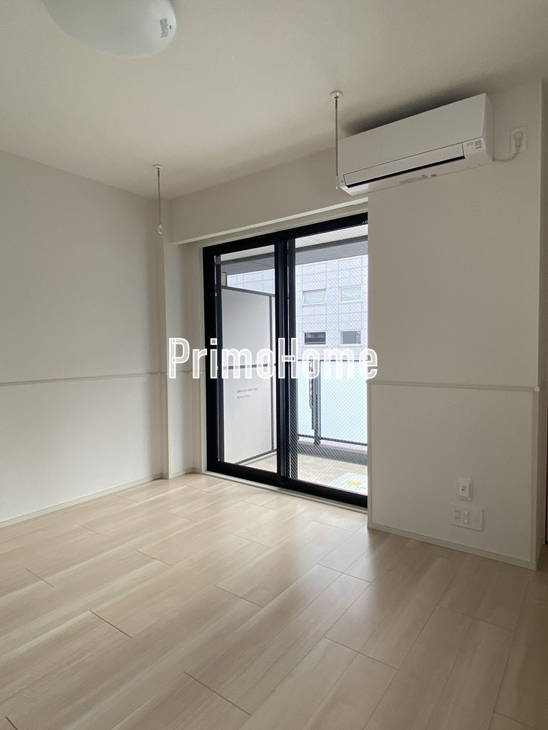 ベスティエ秋葉原の洋室