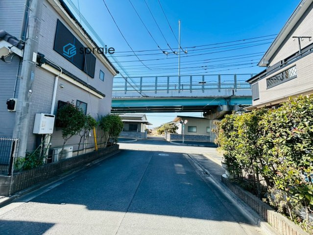 川越市府川　中古戸建の前面道路含む現地写真|令和8年２月19日撮影。