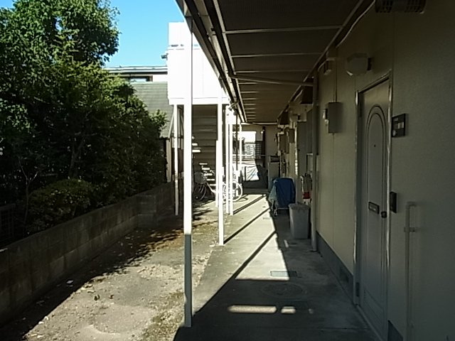 メゾンラフィットのエントランス