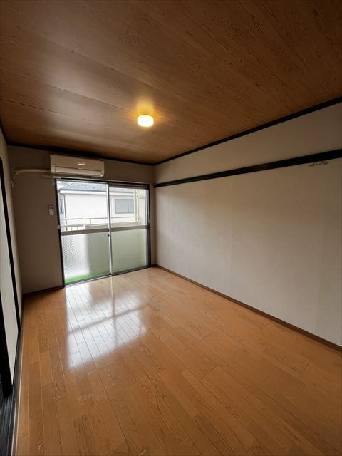 メゾンラフィットの居間・リビング