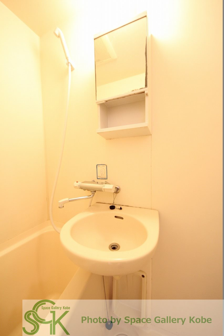 エスポワール大津和の洗面所|※お部屋により仕様が異なる可能性があります。