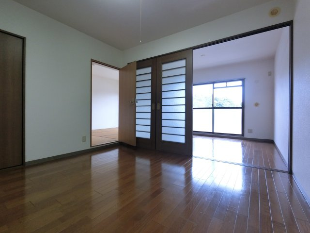 【居間・リビング】