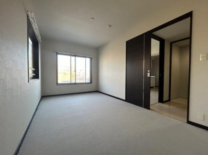 グーディッシュ久米川の洋室