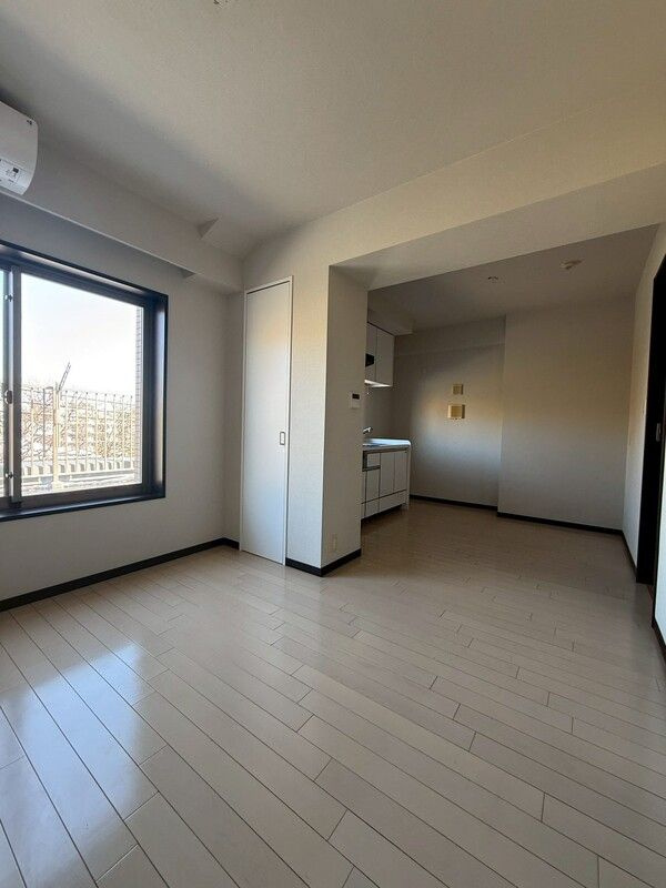 グーディッシュ久米川の居間・リビング