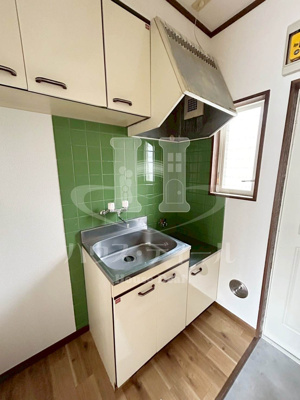 【キッチン】 | コーポコヤマ | コンパクトなキッチンで掃除もラクラク