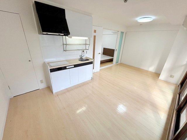 パークモダン新大阪の居間・リビング