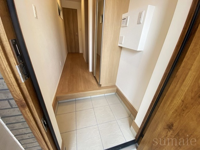 Ｋｏｌｅｔ王子神谷♯10の玄関|玄関(内側)