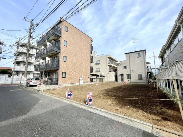 練馬区関町東1丁目　新築分譲住宅全3棟の前面道路含む現地写真