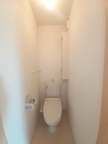 【トイレ】 | アンジュールＡＲＩＤＡ　Ⅰ | コンパクトで使いやすいトイレです