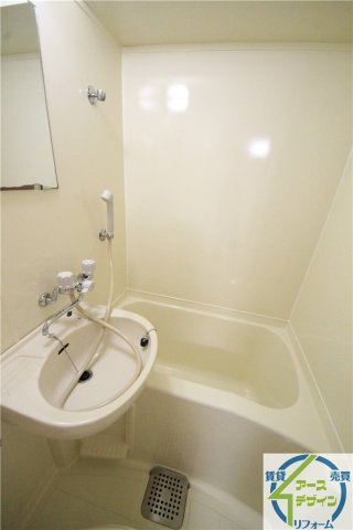 ラムール西明石の洗面所|※類似部屋