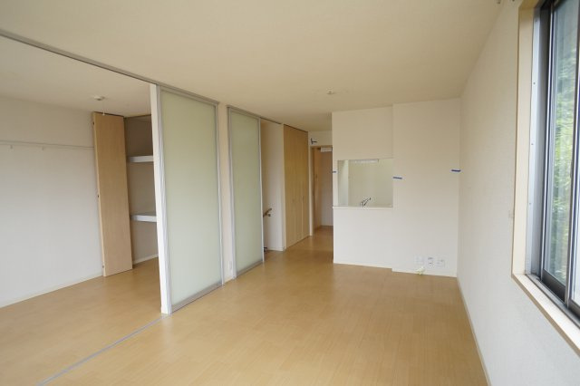 シャーメゾン東松ヶ丘Ｂの居間・リビング