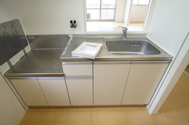 シャーメゾン東松ヶ丘Ｂのキッチン