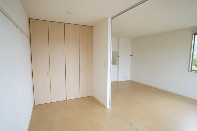 シャーメゾン東松ヶ丘Ｂの洋室