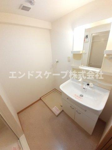 サンフィールドの独立洗面台|高崎、前橋のお部屋探しはエンドスケープまで！お客様の理想お聞かせ下さい♪