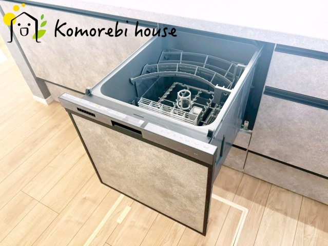 上尾市小泉　6期　新築一戸建て　グレース　01のキッチン|きれいなキッチンです