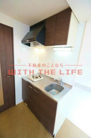 リード中央町【10,000円キャッシュバック対象物件】のキッチン|きれいなキッチンです