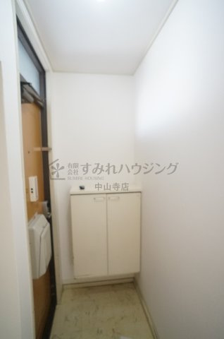 ブランシャンブルの玄関